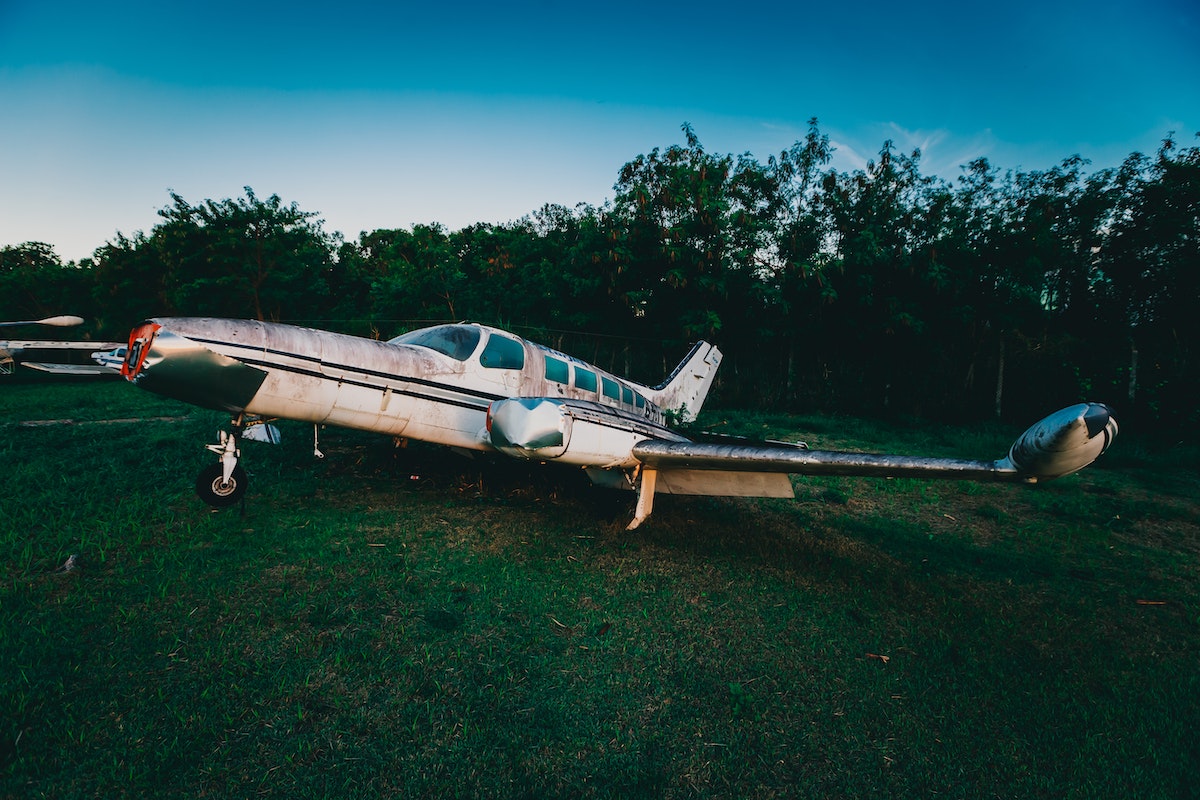 abandoned airplane